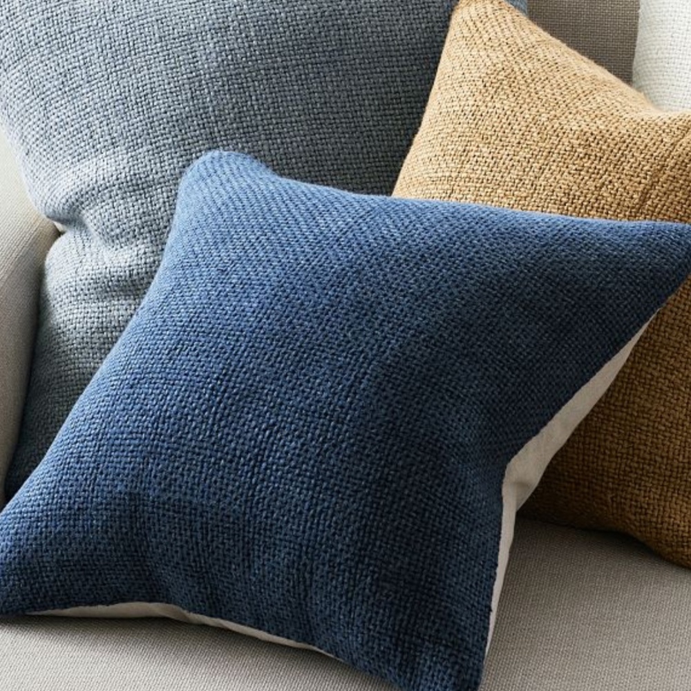 Pottery Barn Faye Linen Textured Pillow Cover BLUE Set of 2